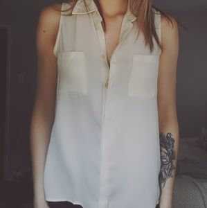 Forever 21 Blouse in creme/pale pink.
